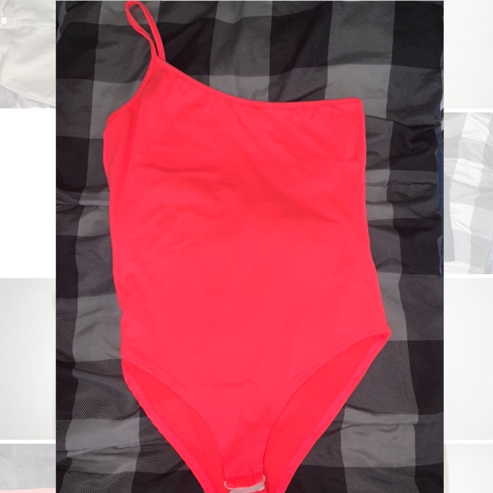One shoulder bodysuit